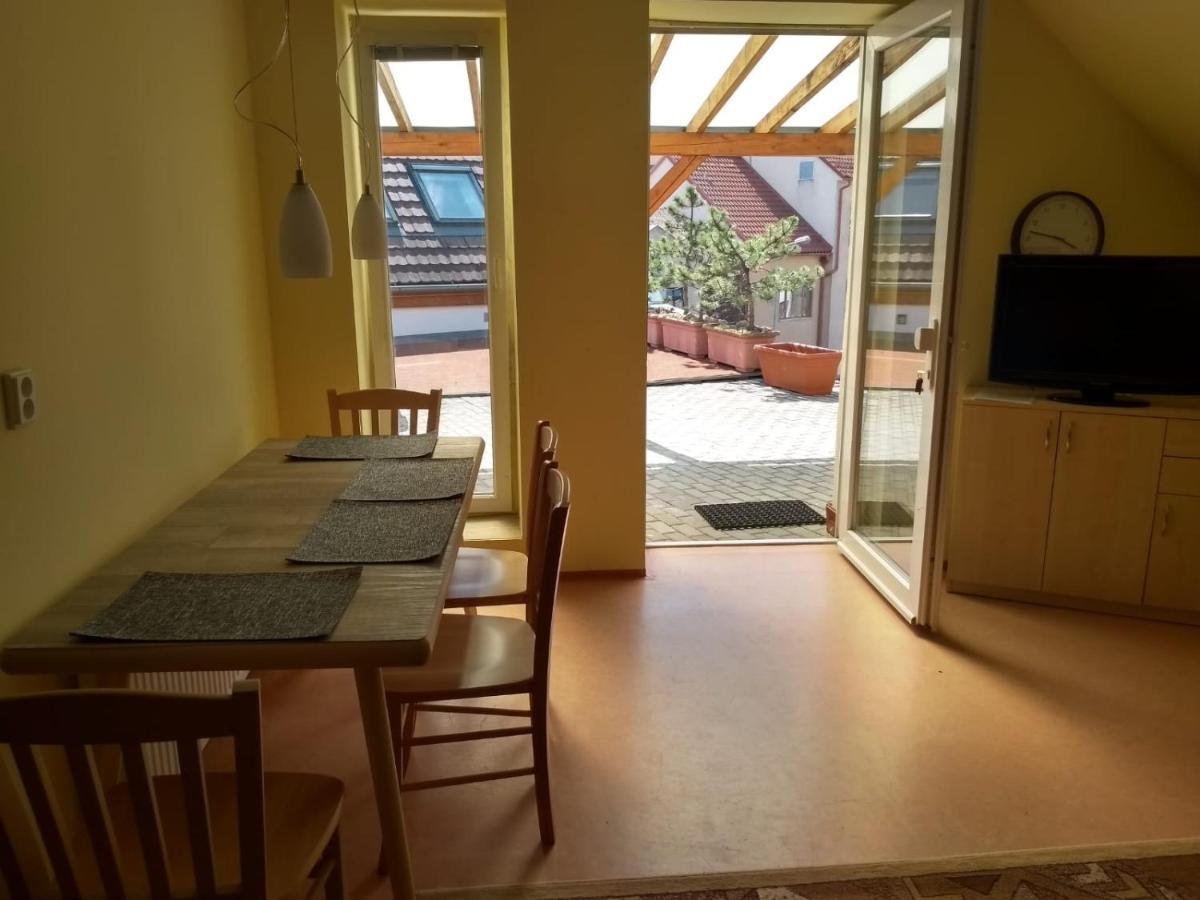 Apartmany Lono Jičín Extérieur photo