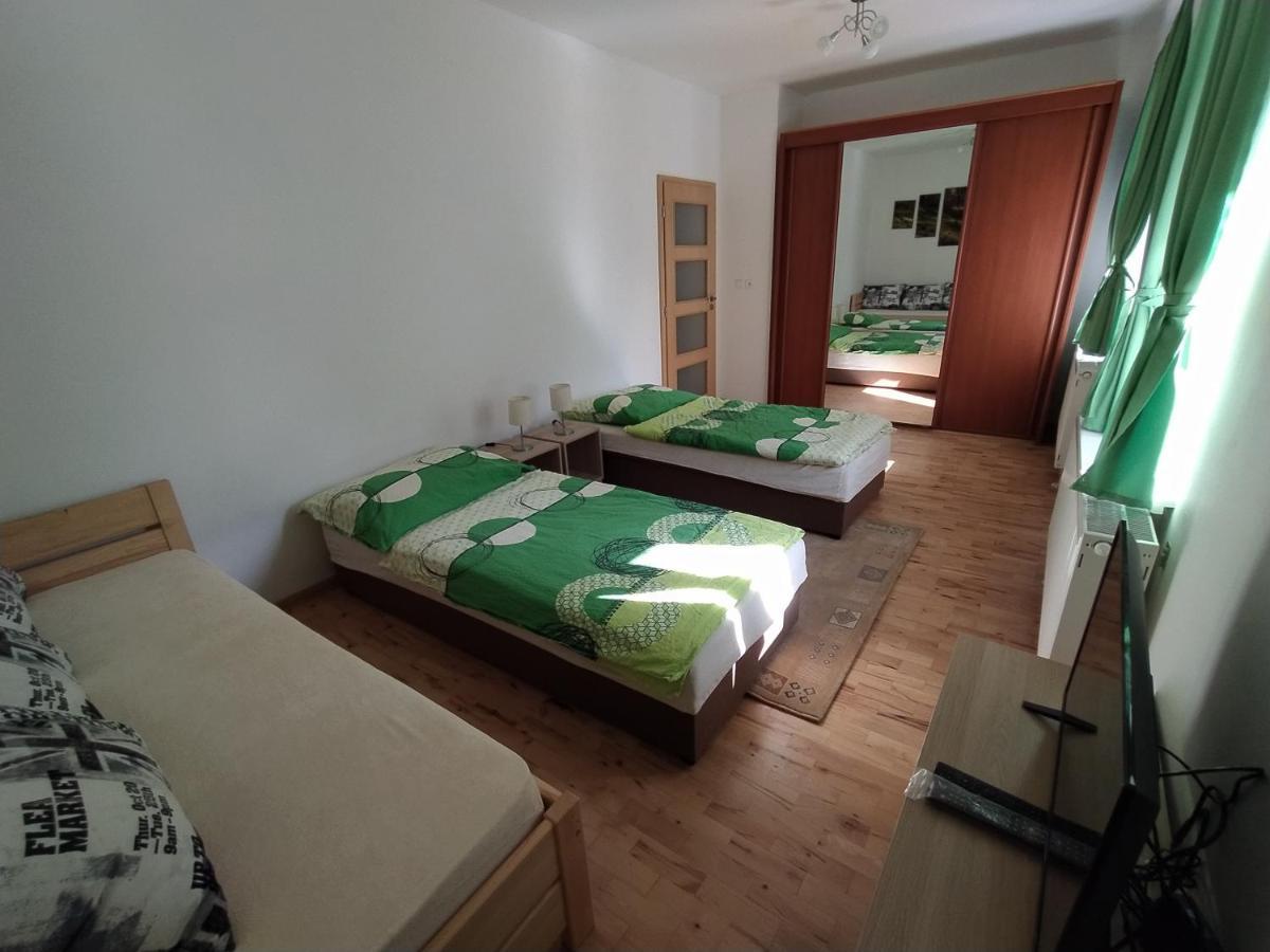 Apartmany Lono Jičín Extérieur photo