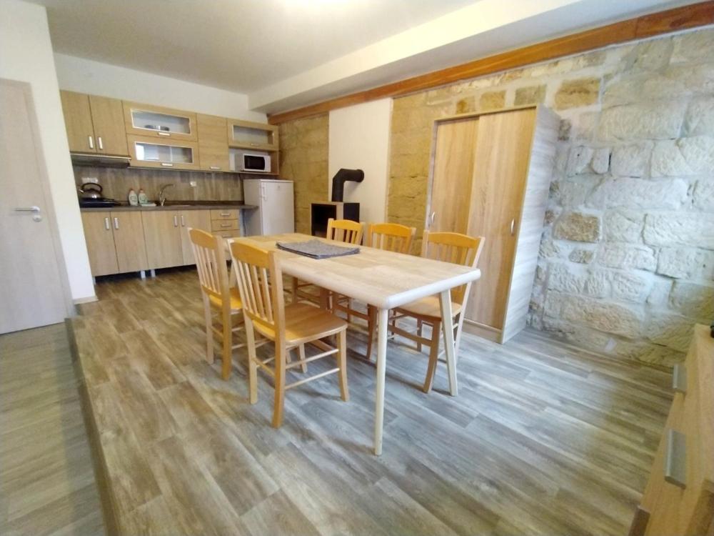 Apartmany Lono Jičín Extérieur photo